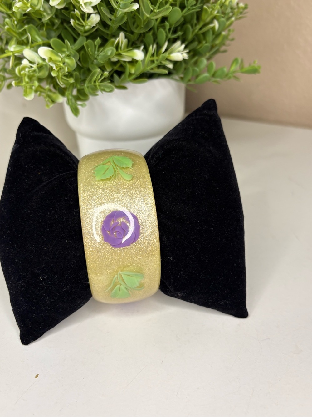 Vintage Lucite Chunky Bangle Bracelet | 3D Purple Rose Gold Glitter Clear Resin